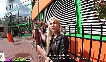Mẹ và video sec ba gia với một cô gái trẻ