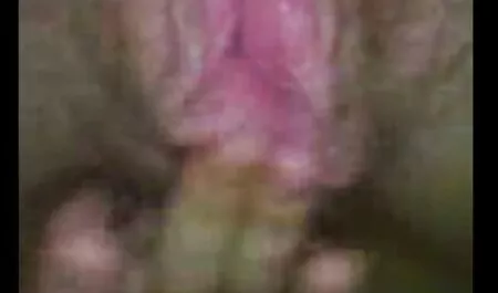 Nga, sec ba gia my đôi tình nhân